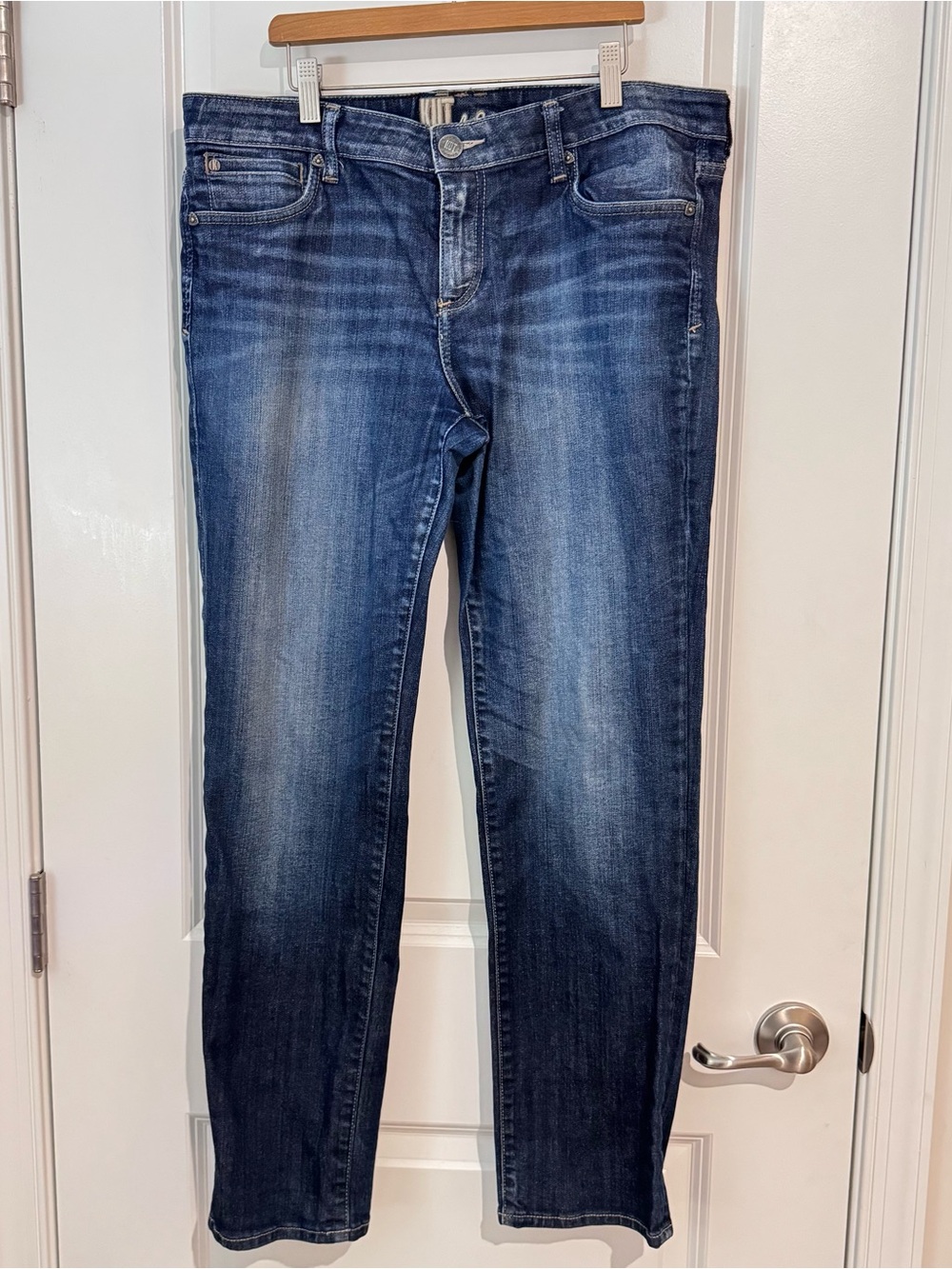 Kut from the Kloth Catherine Boyfriend Jeans Medium Wash Blue Size 12 Straight
